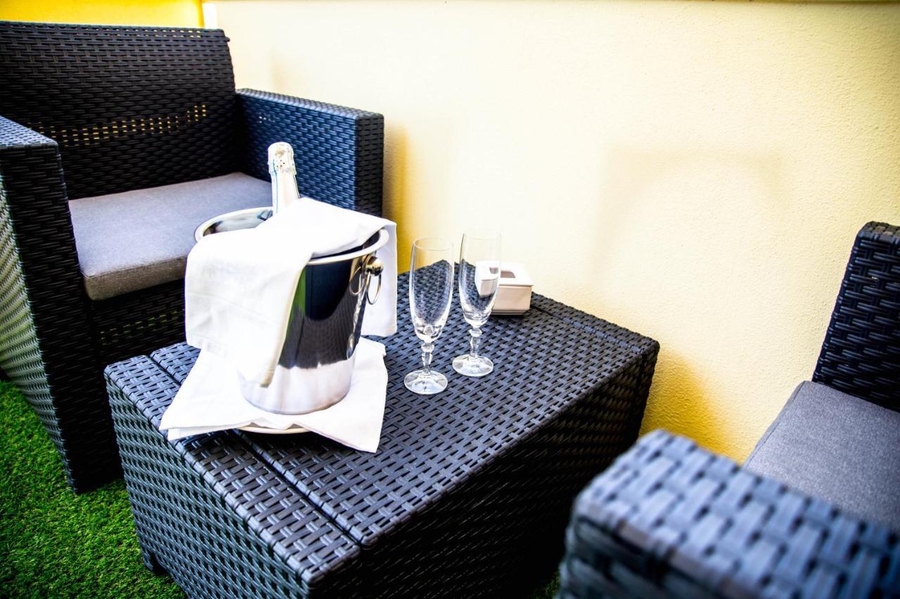 Da Mariolina Hotel Alghero Bagian luar foto